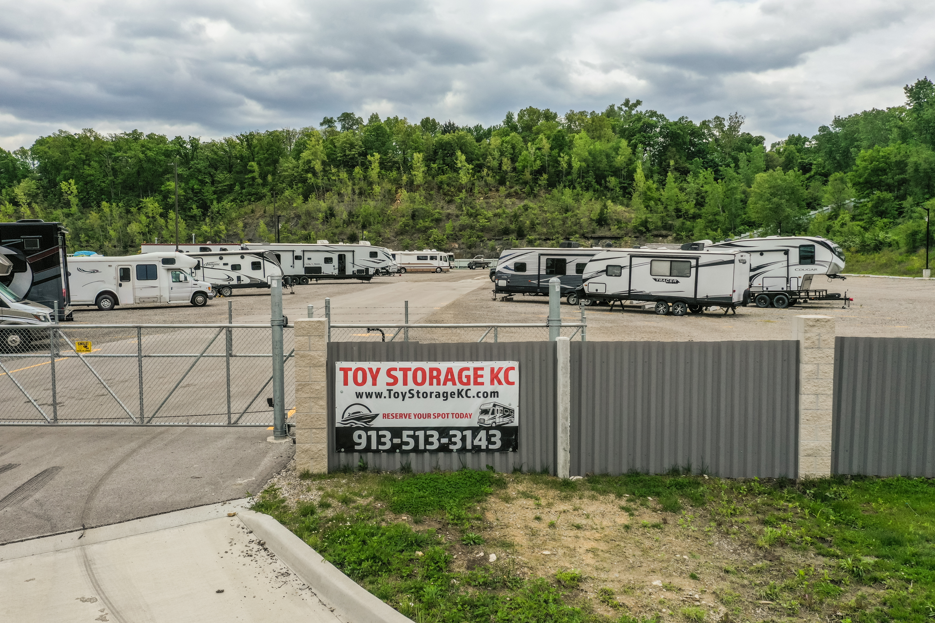 Toy storage 11 of 13